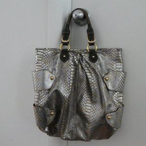 Roxx  New York  Tote